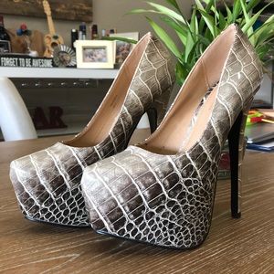 NEVER WORN! Snake skin stilettos ~ by shoe-dazzle